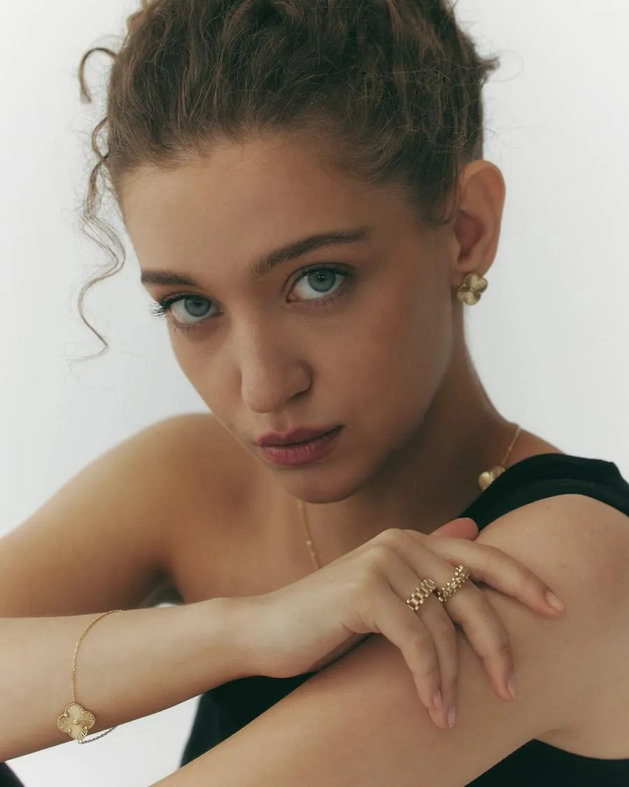Alina — Portfolio 2